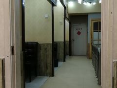 -扒虾小妹儿麻辣海鲜(宏图街店)