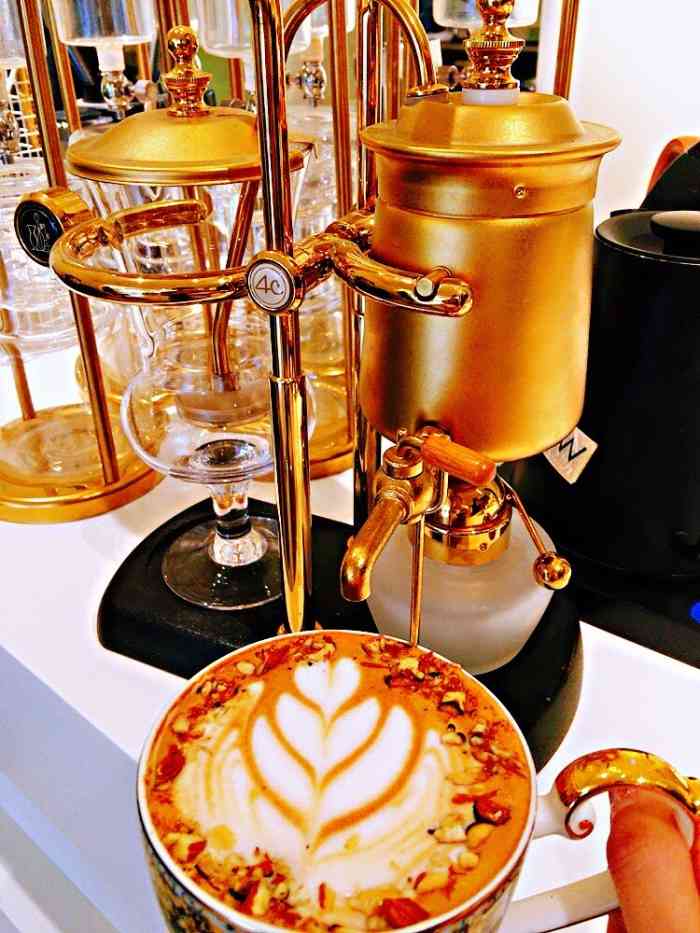 hello cafe(银都景园店)-"【hello cafe】是在点评首页看到.