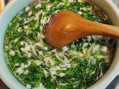 荠菜鸡丝豆腐羹-吴越荣记·苏州菜·松鼠桂鱼(斜塘老街店)