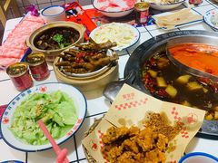 -喜悦小串丹东小黄牛海鲜烧烤大排档(民主广场店)