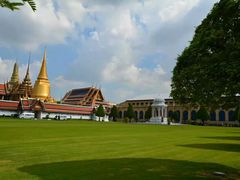 -皇家田广场(อนุสาวรีย์ทหารอาสา)