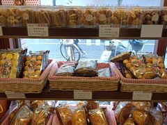 -红宝石·鲜奶小方·海派西点房(昌里店)