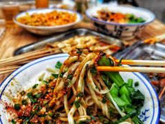 油泼面-老白家面馆(测绘东路总店)