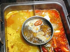 -老牌坊云南鱼豆花火锅(哈西万达店)
