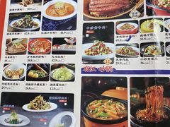 -有红鸡毛店·砂锅菜(抚琴夜市店)