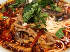 -兵哥豌豆面(雅颂居店)