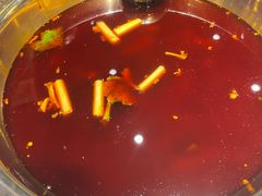 全红味锅底-肖肖酸萝卜鱼火锅(总店)