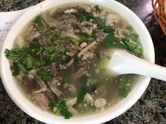 羊杂汤-清真喜兰老丁羊汤特色小吃