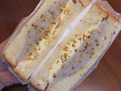 芋泥桂花奶酪三明治-啊噗吐呦现场烘焙(麦凯乐店)