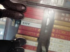 -钟书阁(松江泰晤士小镇店)