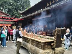 -峨眉山报国寺