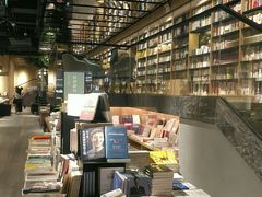 -覔书店(壹方城店)