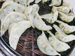 鸡蛋韭菜烫面角-老王烫面角(北京路店)