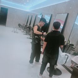 点击看大图 -TONI&GUY