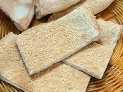 -马尔龙新疆饭店·清真(瑞景店)