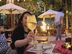 -三亚艾迪逊酒店·海滩烧烤 BARBACOA·现场乐队·浪漫晚餐·烧烤海鲜