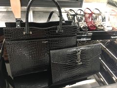 -SAINT LAURENT(海港城店)