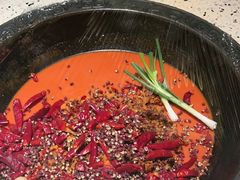 -红九格老火锅(三峡广场店)