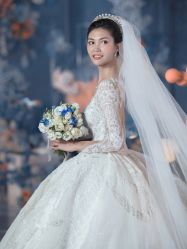 -伯瓷皇后婚纱艺术空间