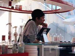 -UNI UNI(环亚凯瑟琳店)