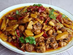 -农夫大盘鸡(经八路总店)