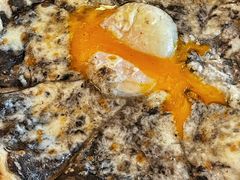 招牌黑松露蘑菇披萨-IL TEATRO 精品意大利餐厅