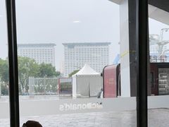 -麦当劳(国家体育场南路店)
