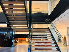 -浙江星杭奔驰4S店(海创园店)