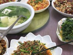 -洪霞餐馆