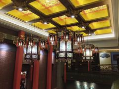 -梅龙镇酒家(南京西路总店)