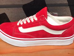 -ABC MART(心斎橋店)