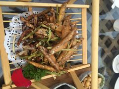 慢丽江庭院休闲餐厅(西山人家店)-慢丽江·云南野生菌土鸡锅(西山店)