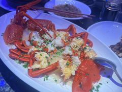 -荣誉海鲜酒楼(海湾店)