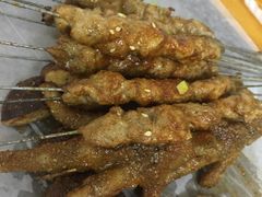 -亮亮烧烤(积玉桥总店)