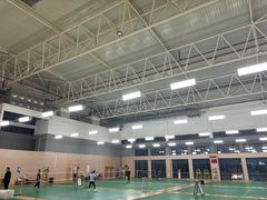 -莱茵体育生活馆