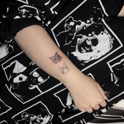 -SNOW TATTOO STUDIO