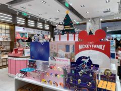 -泡泡玛特POPMART(蓝色港湾店)