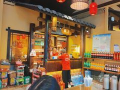 -富正毅三下锅·湘西韵味(天门山索道店)