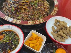 -烧哥美蛙肥肠鱼火锅·十五年社区店