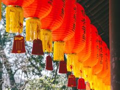 -龙华寺