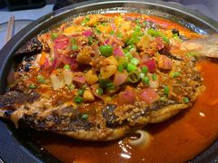-鸣记脆皮烤鱼·海鲜烤鱼(三八广场店)