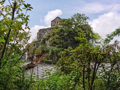 -高荡千年布依古寨旅游景区