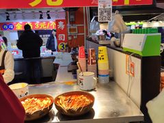 -澳门街美食城(世界城光谷步行街店)