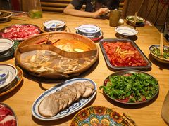 -洱火云南酸菜牛肉火锅(石景山当代商城店)