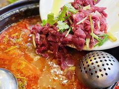 酸汤牛肉-农夫人家餐饮