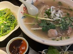 特别牛肉河粉-大头虾越式风味餐厅(光明广场店)