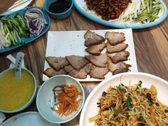 -合合春饼·酱骨·东北菜(潘家园店)