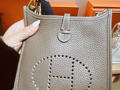 -海星奢选二手奢侈品手表包包鉴定回收寄卖(墨玉南路店)