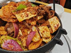 -撒拉人家.酸菜牦牛肉火锅