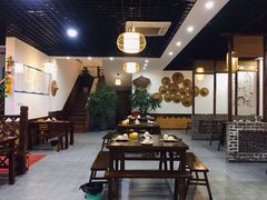 大堂-黄桷树曹家私房菜(江与城店)